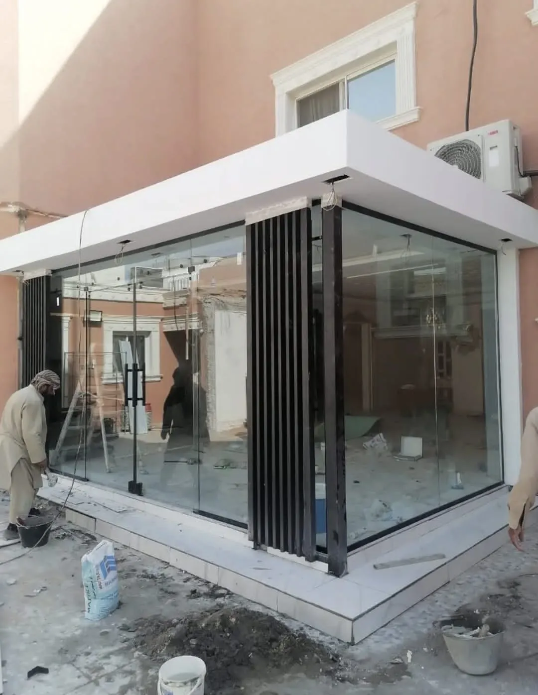 مقاول بناء وتركيب ملاحق وجلسات خارجية بالمملكة السعودية 