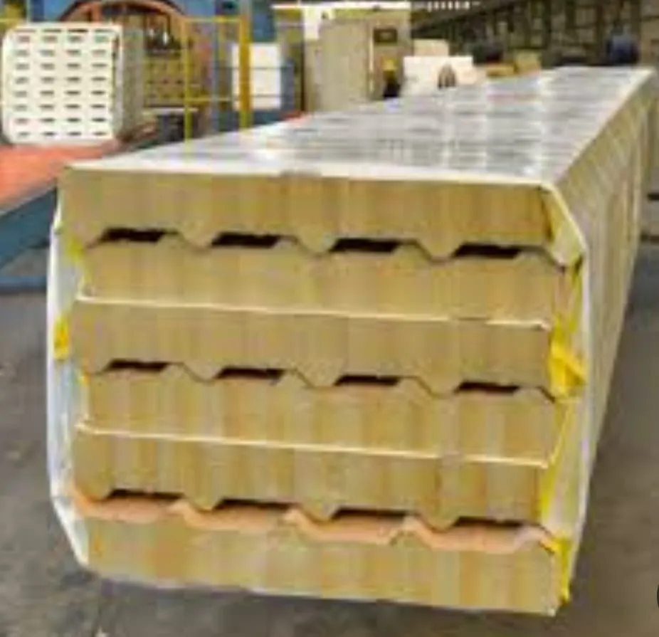 تكلفة بناء هناجر باستخدام ساندويتش بانل في المملكة السعودية 