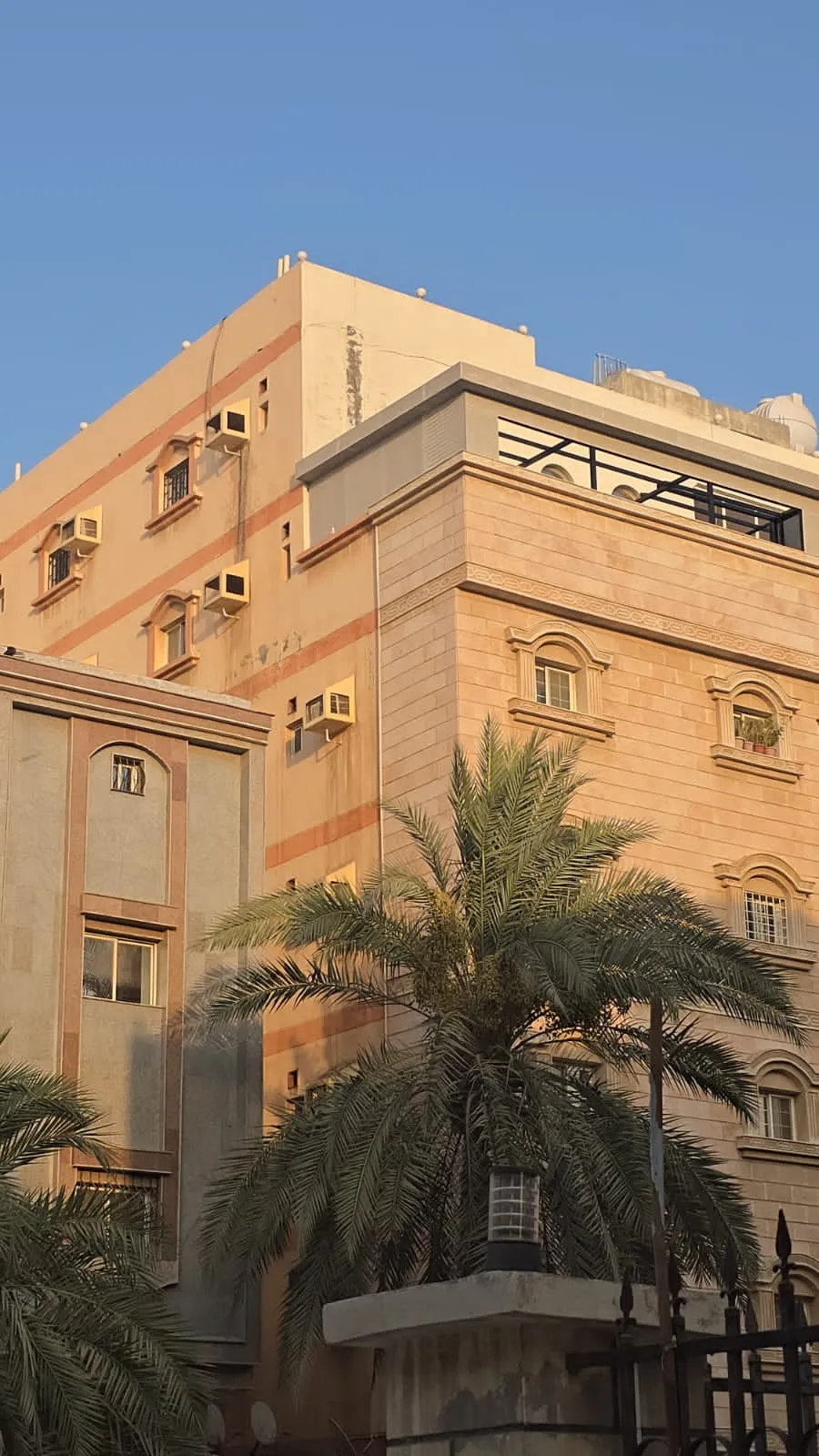 مقاولات عامة للبناء وترميمات وتشطيبات بالمملكة السعودية 