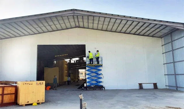 مقاول بناء ملاحق من الساندويتش بانل في الرياض