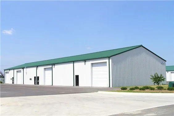 مقاول لتركيب هناجر ومستودعات من الساندويتش بانل في الرياض