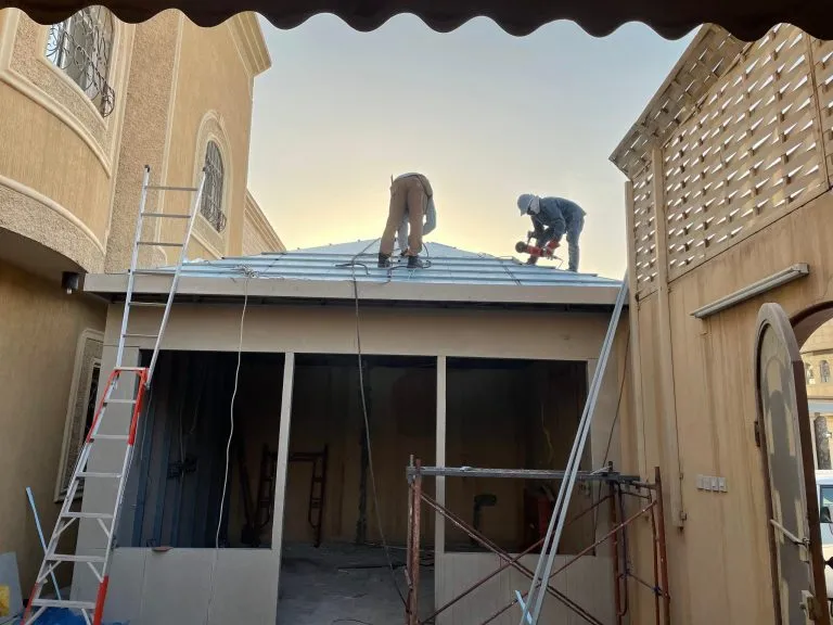 مقاول بناء ملاحق واستراحات خارجية بجميع أنواعها في الرياض