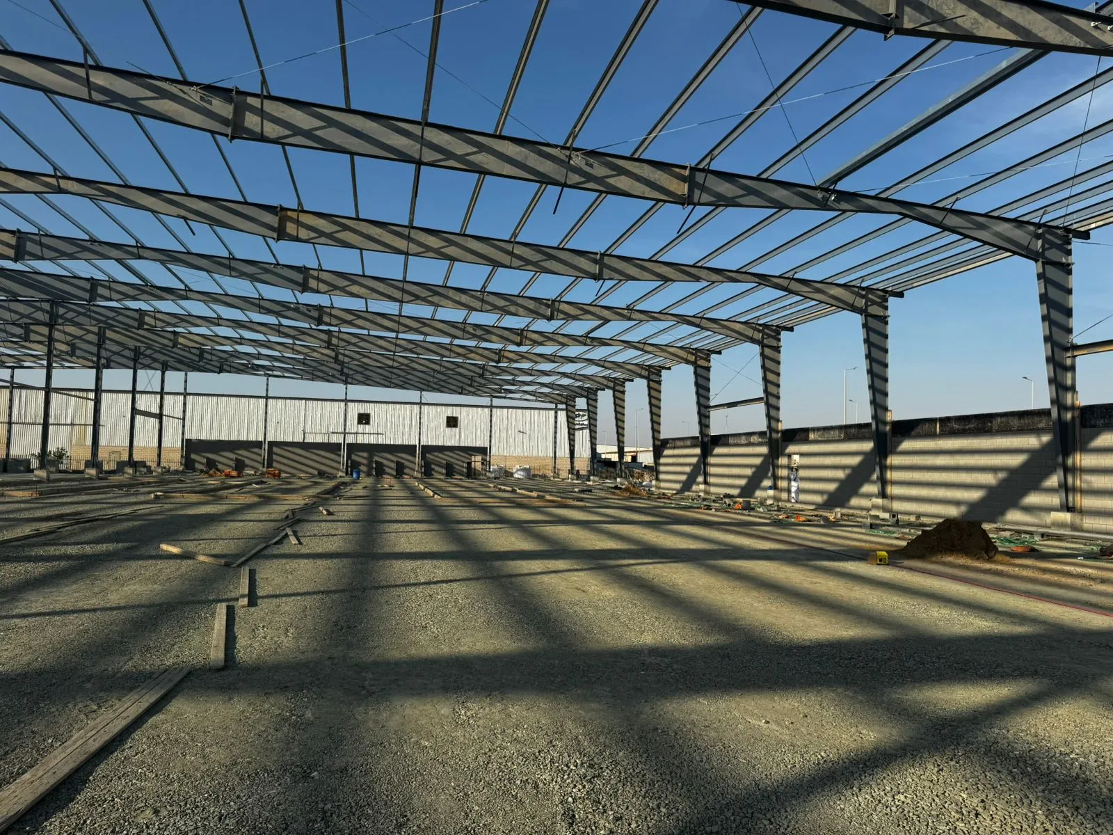 شركة لتركيب هناجر ومستودعات بالمملكة السعودية وجميع مناطقها 