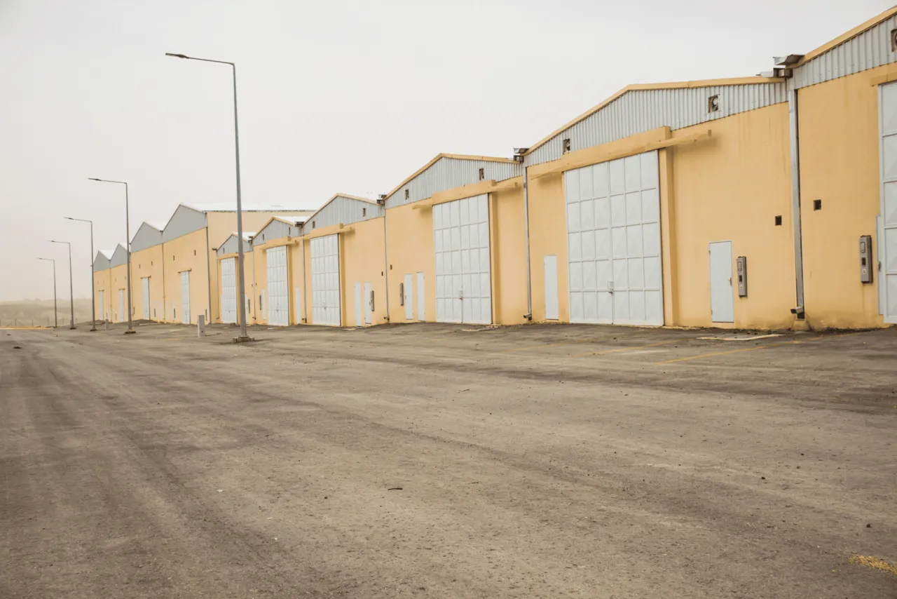 مقاول تركيب وتصنيع وتوريد هناجر في المملكةالسعودية