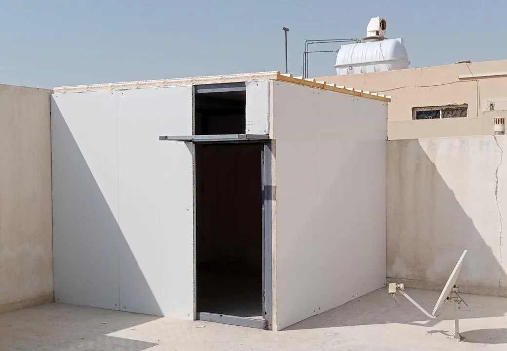 مقاول بناء ملاحق من الساندويتش بانل وأسمنت بورد بالسعوديه