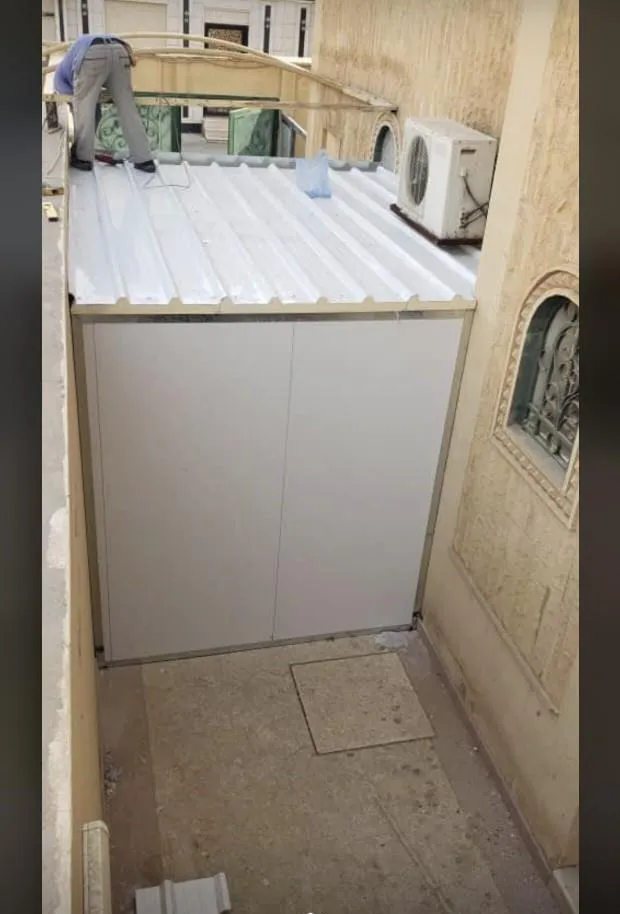 مقاول بناء ملاحق من الساندويتش بانل وأسمنت بورد بالسعوديه