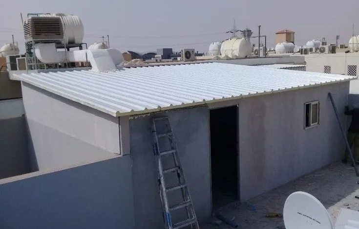 مقاول بناء ملاحق من الساندويتش بانل وأسمنت بورد بالسعوديه