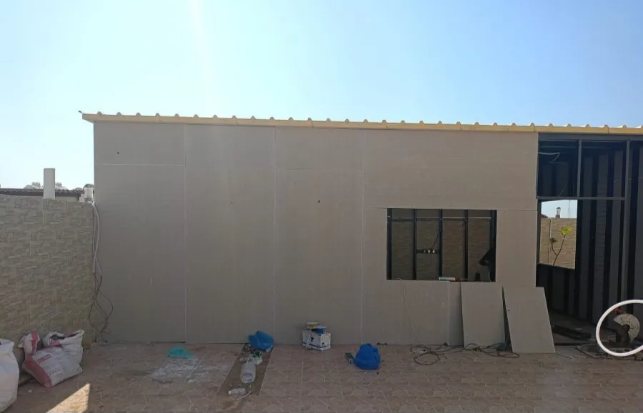 التقنيات الحديثة الملاحق ساندويتش بانل بالمملكة السعودية 