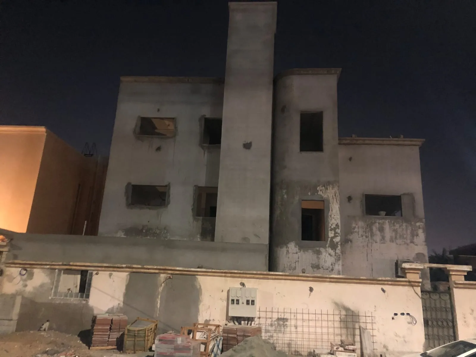 شركة مقاولات في المملكة العربية السعودية لبنا محلات تجارية