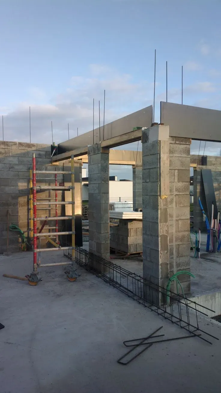 مقاول لبناءمجالس زجاجية في المملكة العربية السعودية 