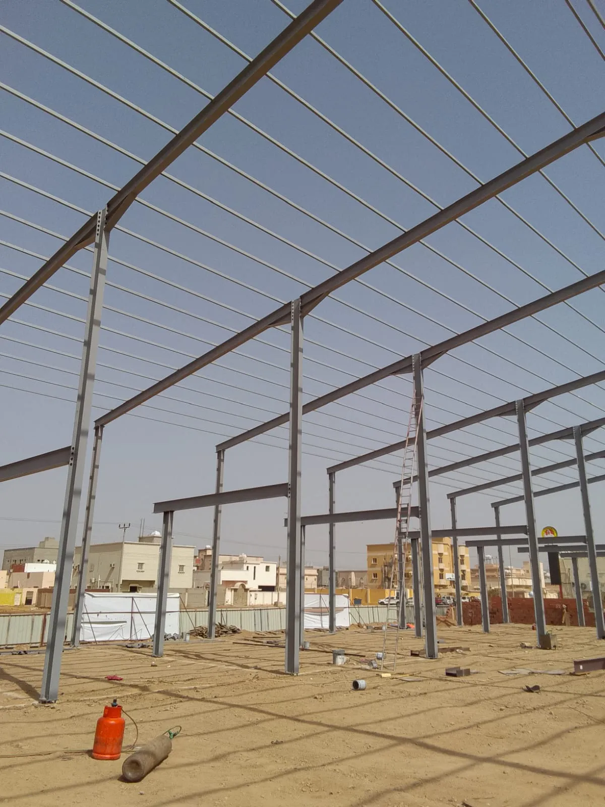 مقاول عام في تركيب هناجر ومستودعات المملكةالعربيةالسعودية