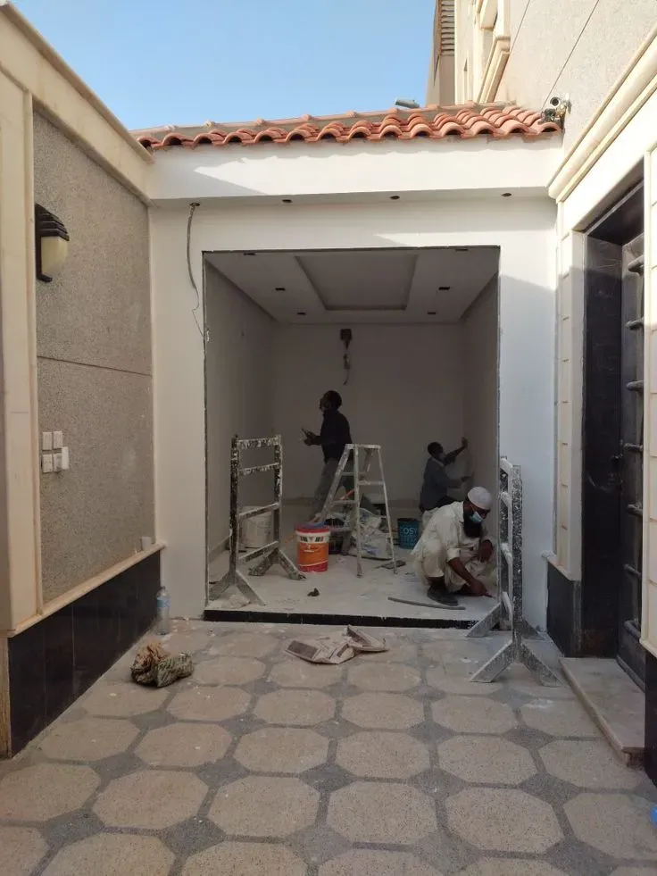 مؤسسه مقاولات عامه لترميم مباني داخلية وخارجية بالمملكة 